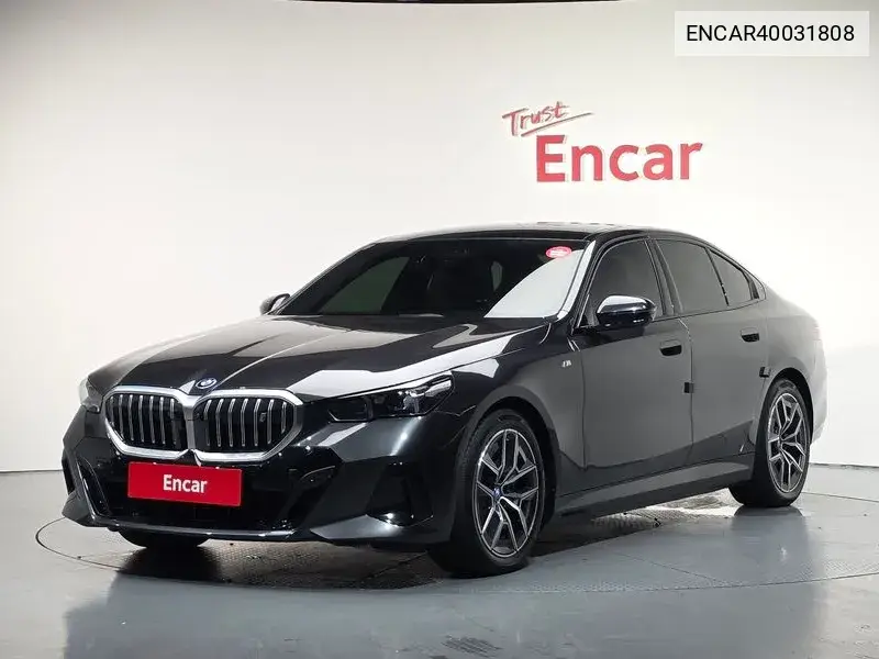 BMW i5 2024 года выпуска