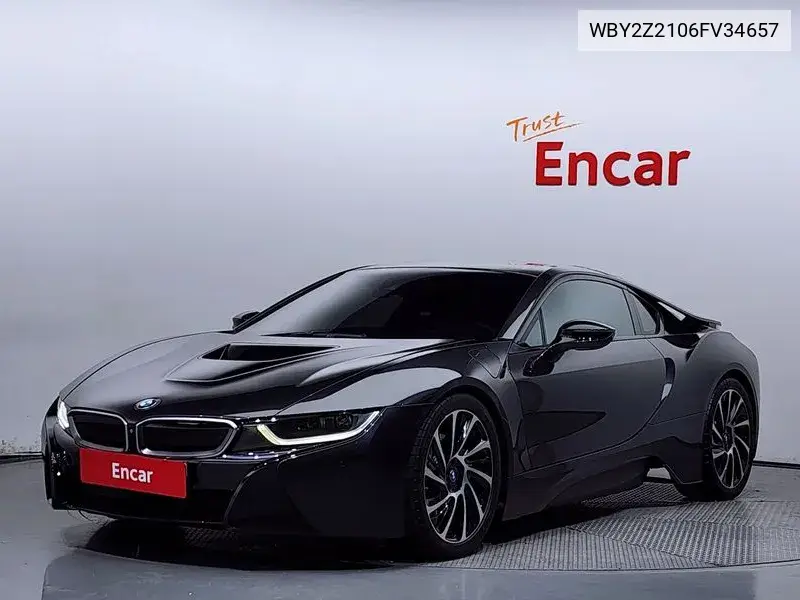 BMW i8 2015 года выпуска