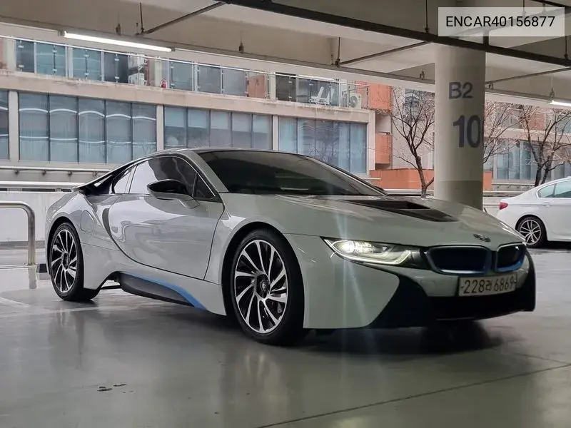 BMW i8 2015 года выпуска