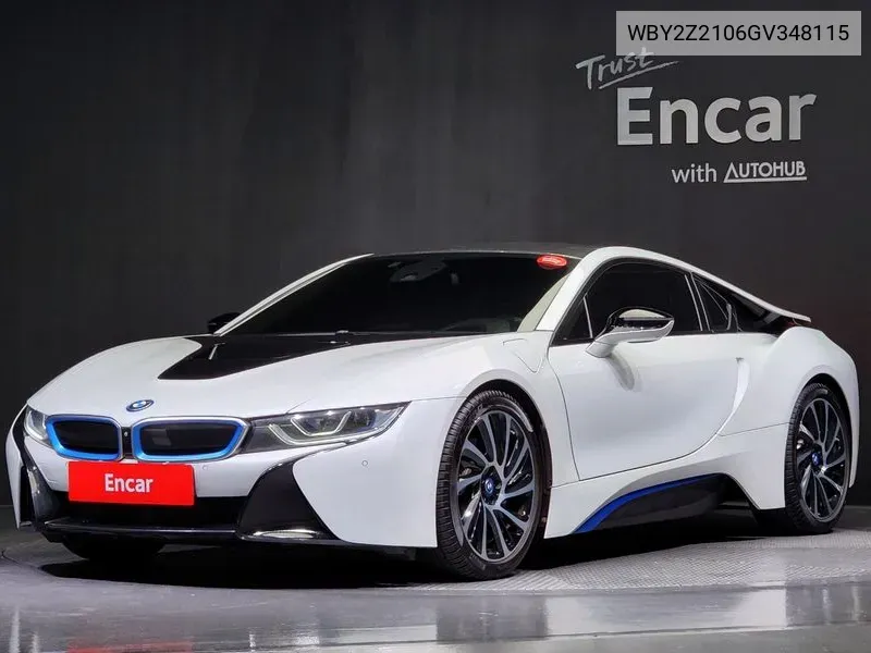 BMW i8 2016 года выпуска
