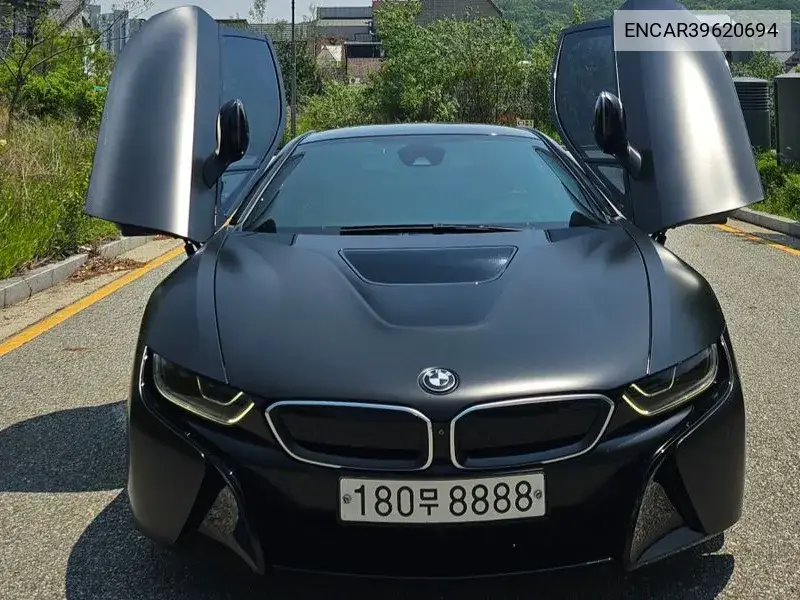 BMW i8 2016 года выпуска