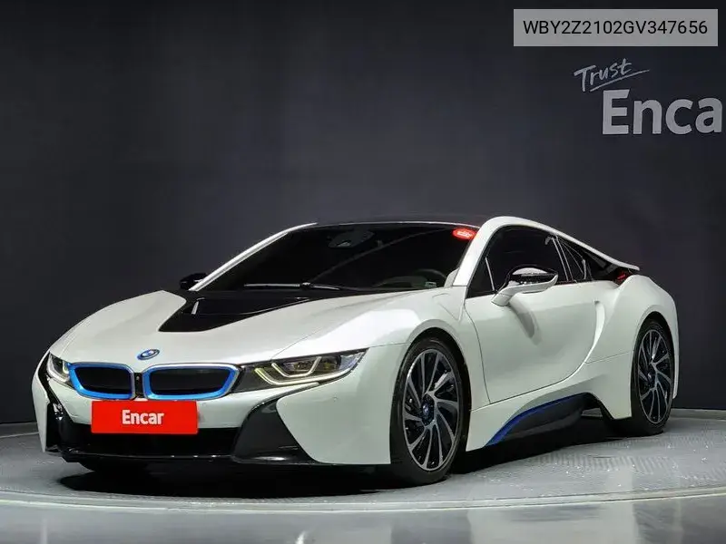 BMW i8 2016 года выпуска