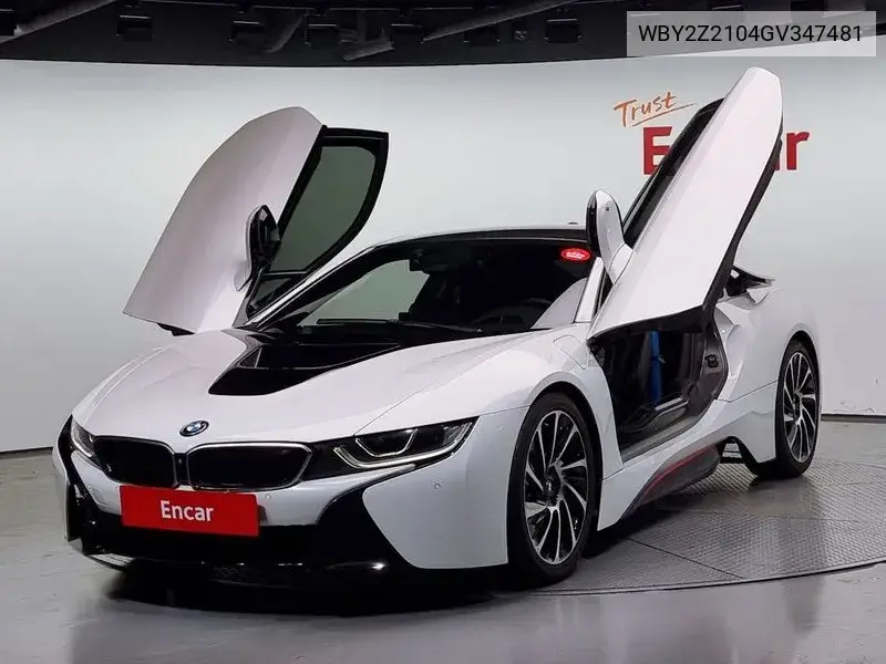 BMW i8 2016 года выпуска