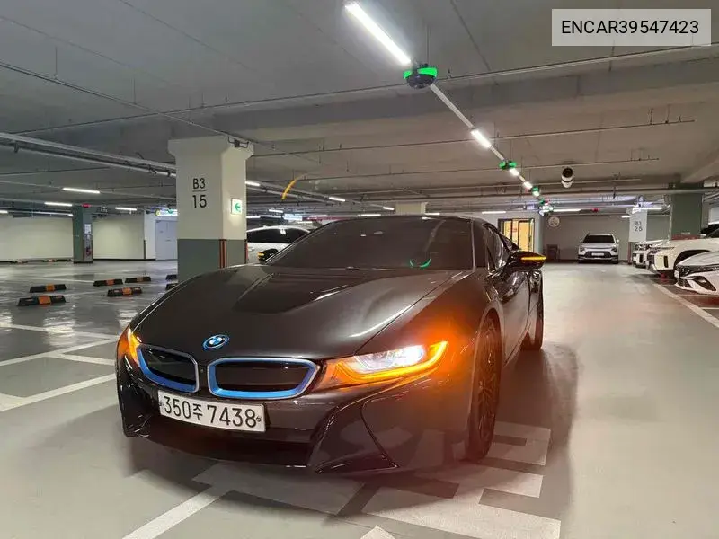 BMW i8 2019 года выпуска