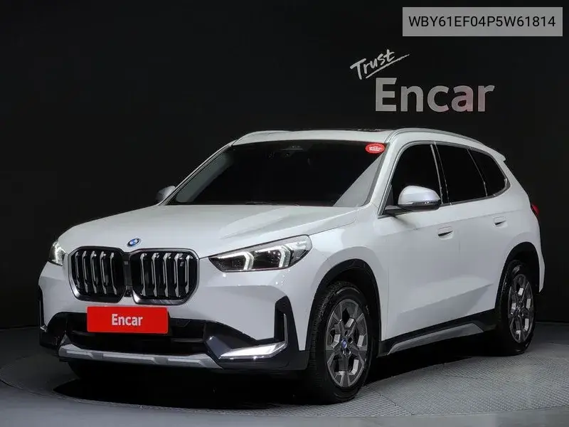 BMW iX1 2023 года выпуска