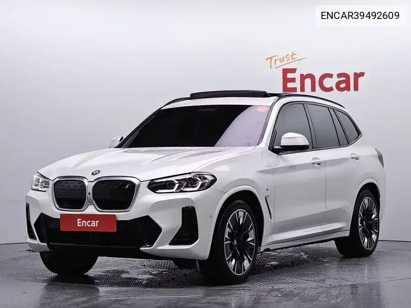 BMW iX3 2022 года выпуска