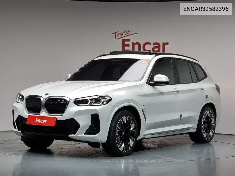 BMW iX3 2022 года выпуска