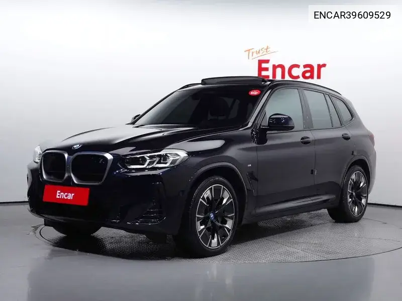 BMW iX3 2022 года выпуска