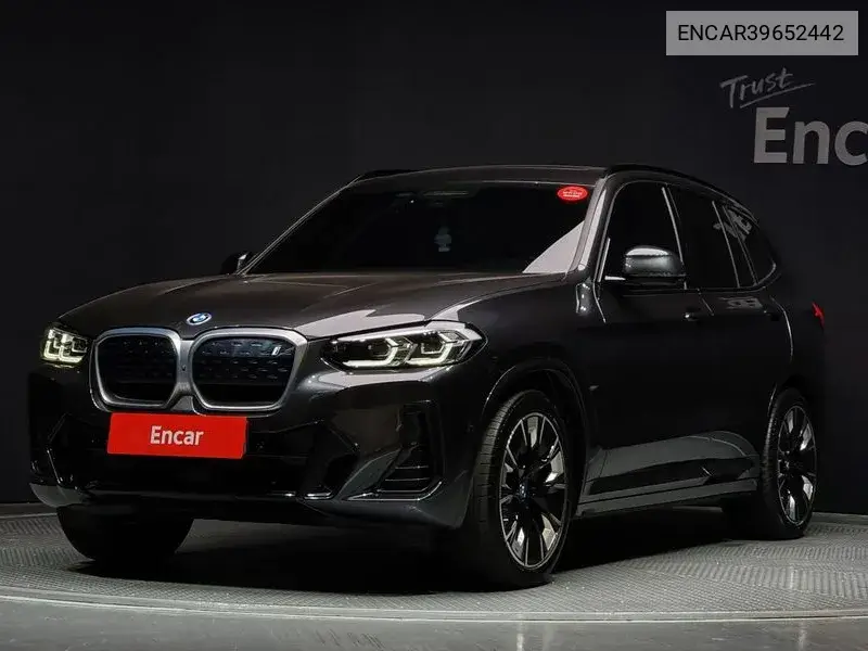 BMW iX3 2022 года выпуска