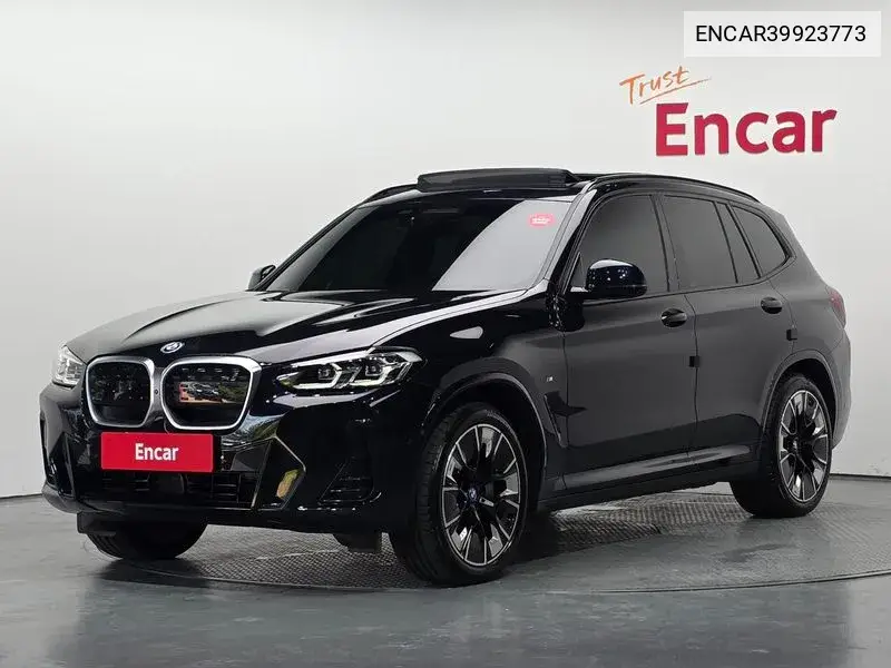 BMW iX3 2022 года выпуска