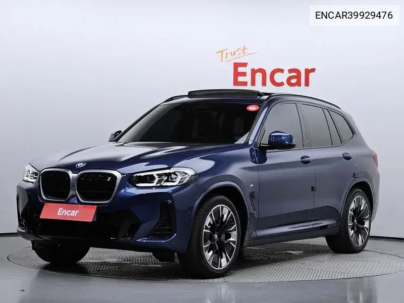 BMW iX3 2022 года выпуска
