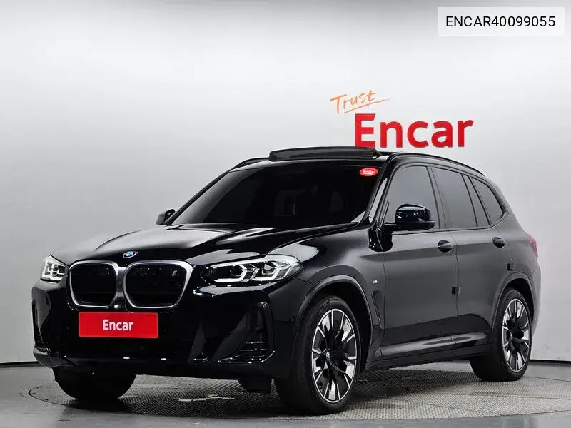 BMW iX3 2022 года выпуска