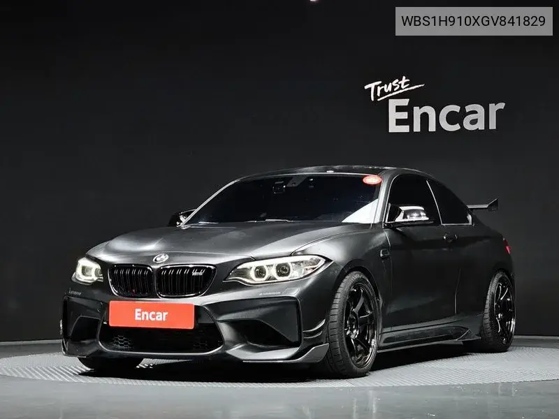 BMW M2 2016 года выпуска