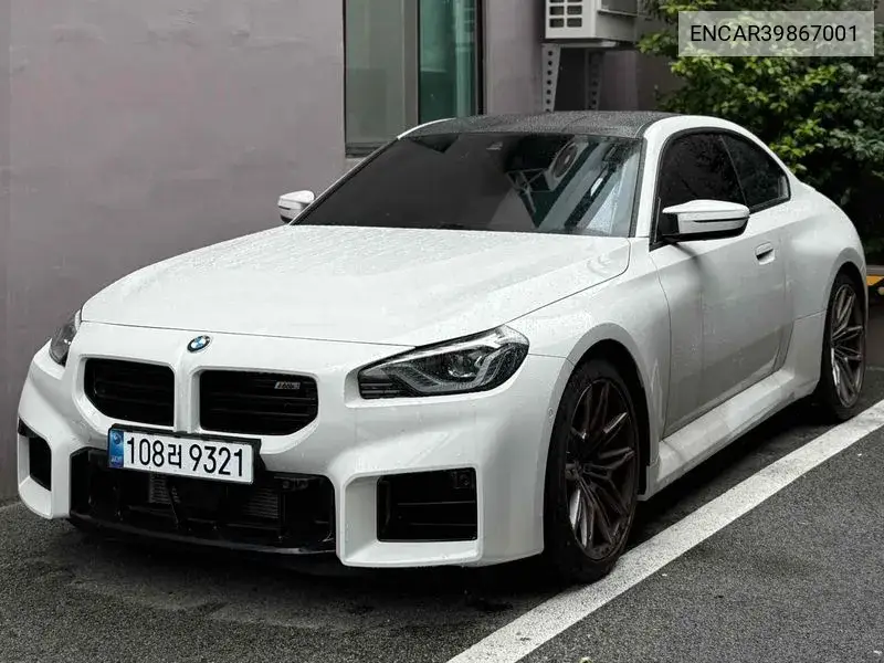 BMW M2 2024 года выпуска