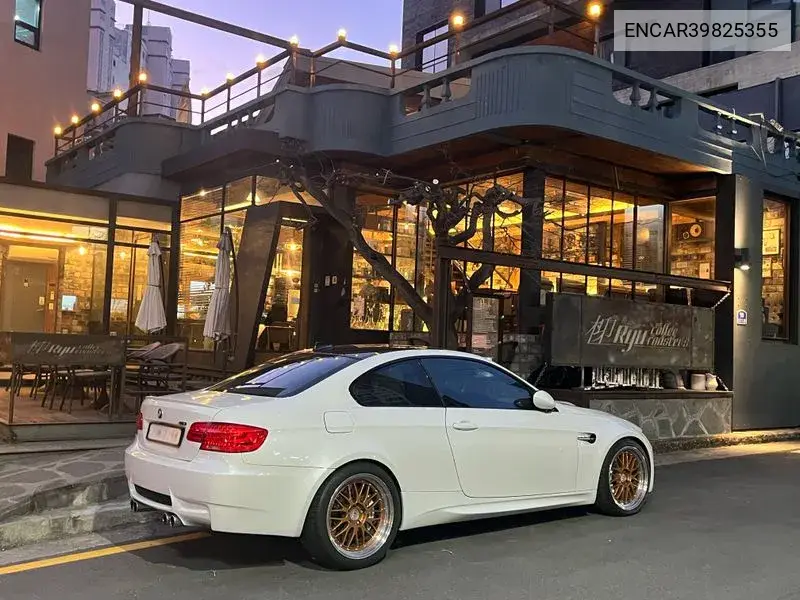 BMW M3 2008 года выпуска