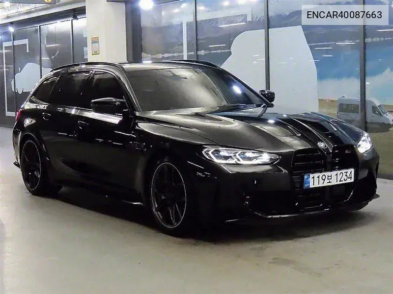 BMW M3 2023 года выпуска