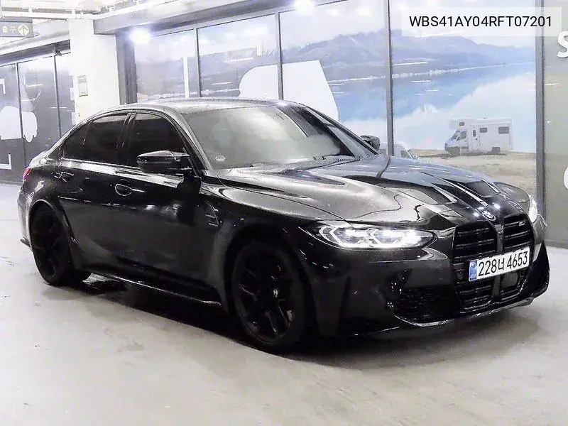 BMW M3 2024 года выпуска