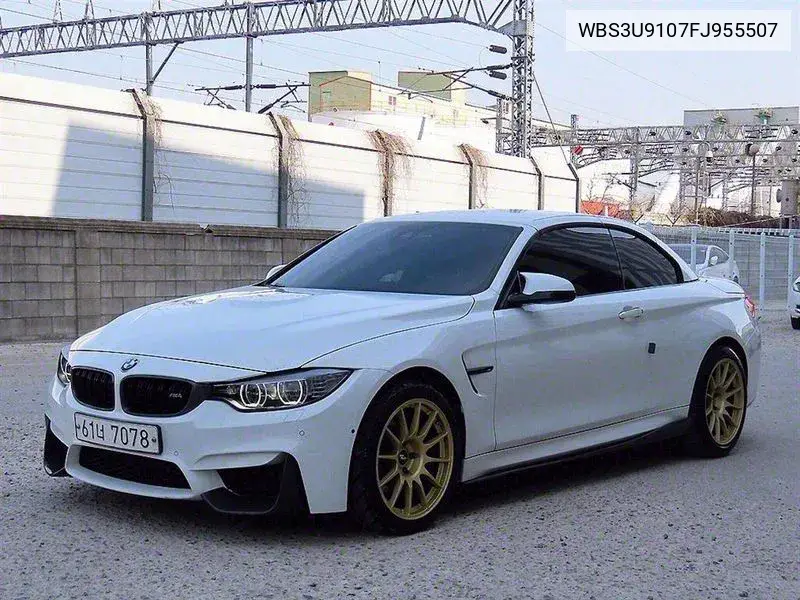 BMW M4 2015 года выпуска