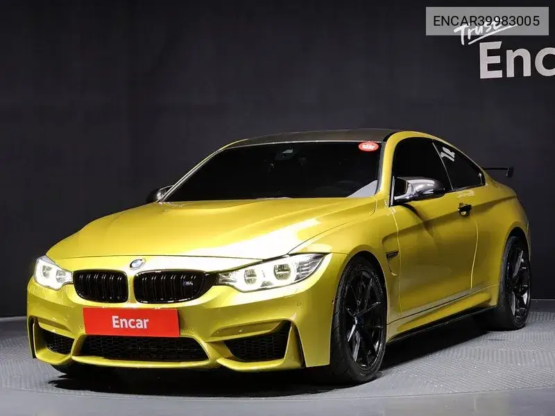 BMW M4 2015 года выпуска