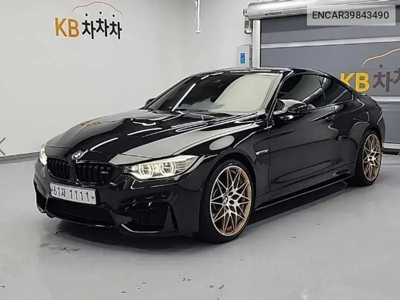 BMW M4 2016 года выпуска