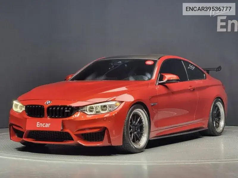 BMW M4 2017 года выпуска