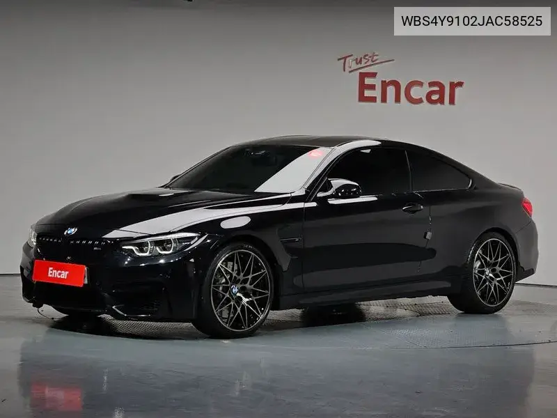 BMW M4 2018 года выпуска