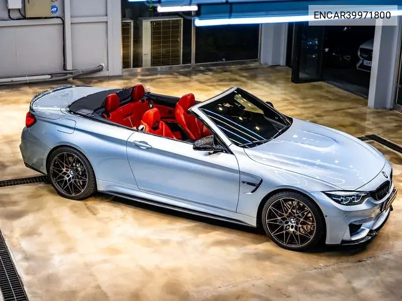 BMW M4 2018 года выпуска