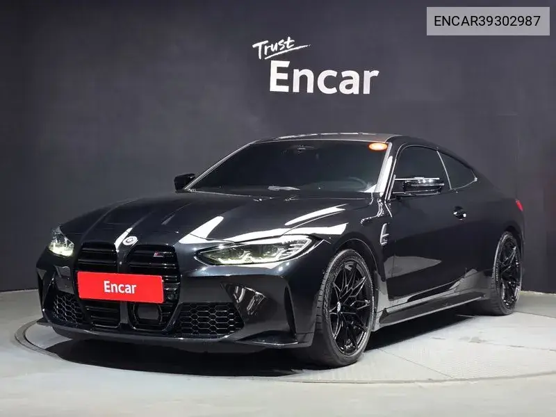 BMW M4 2022 года выпуска