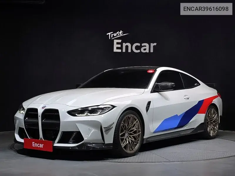 BMW M4 2022 года выпуска