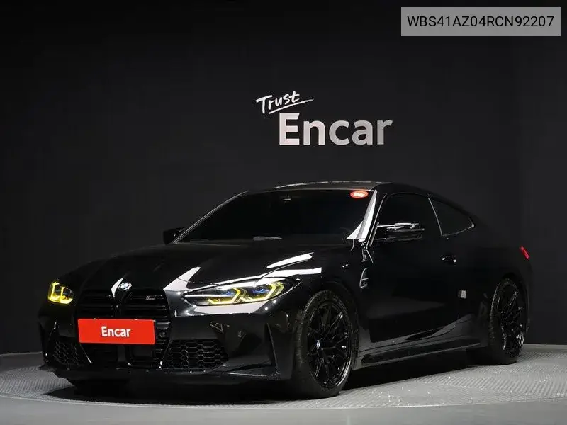 BMW M4 2023 года выпуска