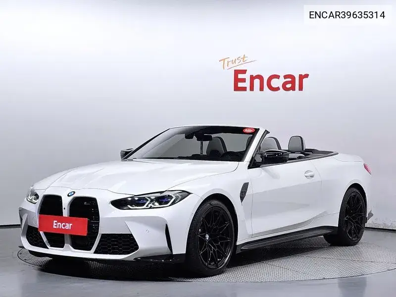 BMW M4 2023 года выпуска