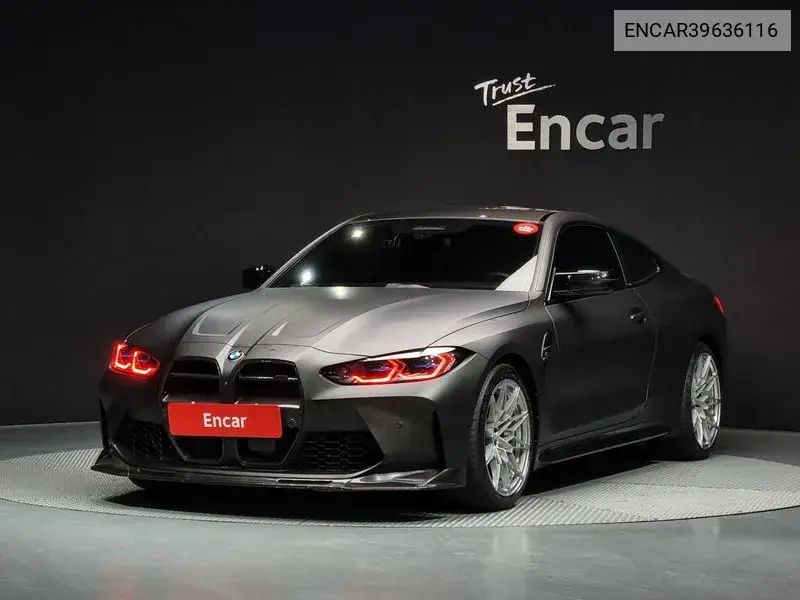 BMW M4 2023 года выпуска