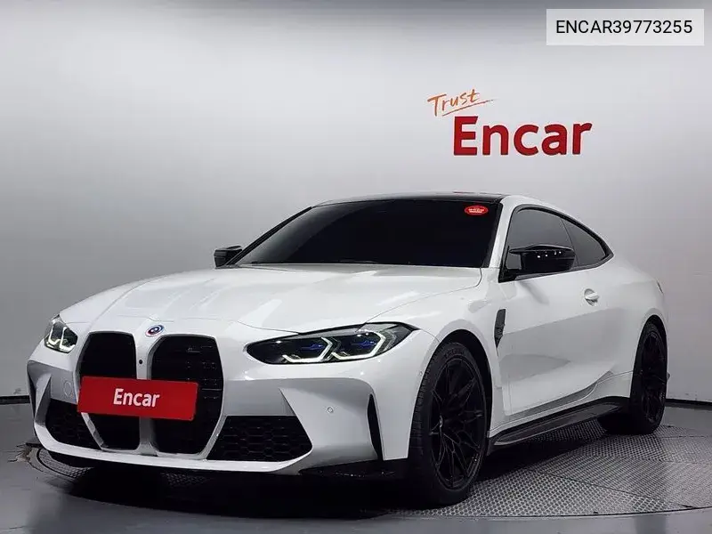 BMW M4 2023 года выпуска