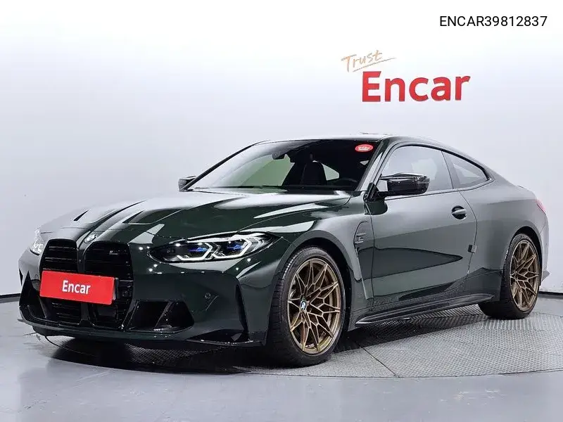 BMW M4 2023 года выпуска