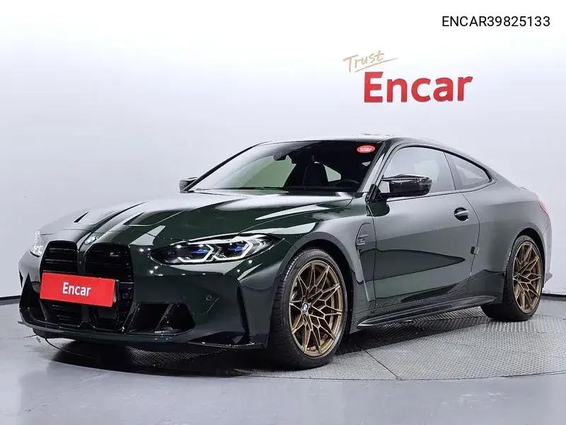 BMW M4 2023 года выпуска