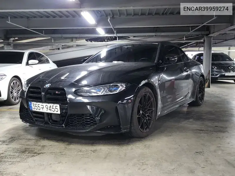 BMW M4 2023 года выпуска