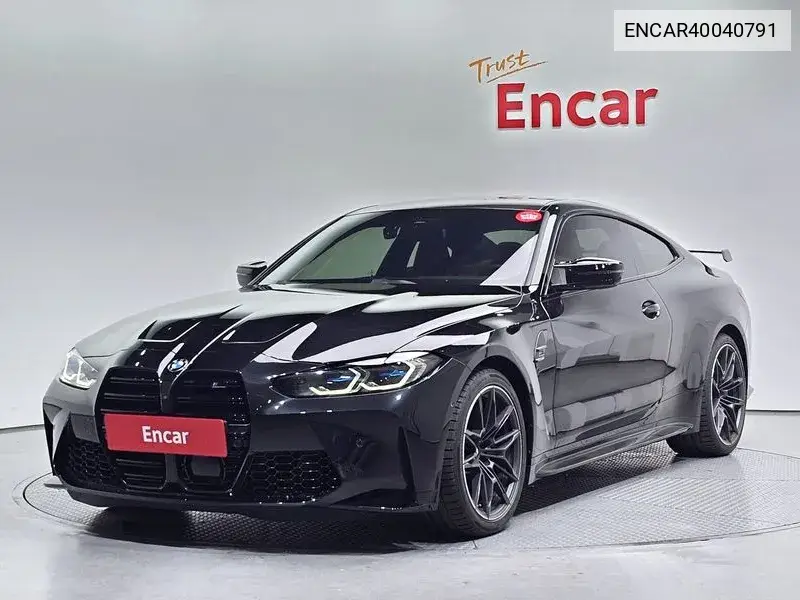 BMW M4 2023 года выпуска
