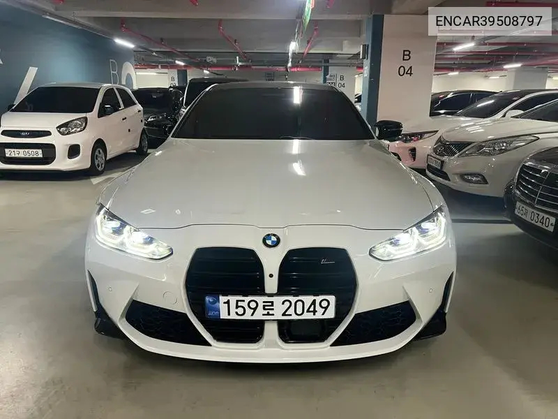 BMW M4 2024 года выпуска