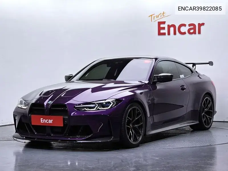 BMW M4 2024 года выпуска
