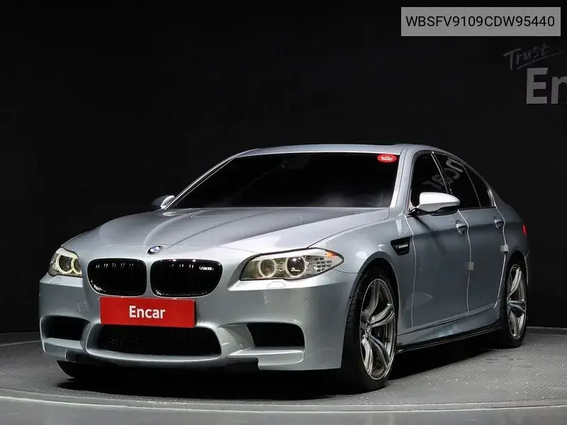 BMW M5 2012 года выпуска