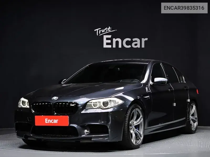 BMW M5 2013 года выпуска