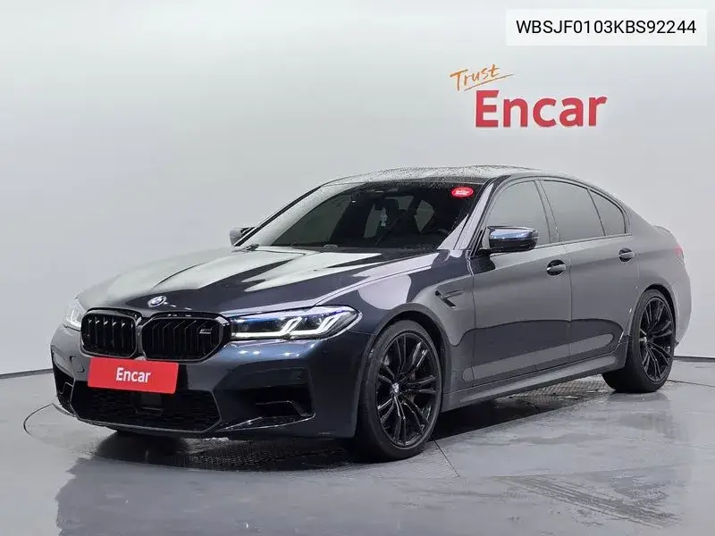 BMW M5 2019 года выпуска