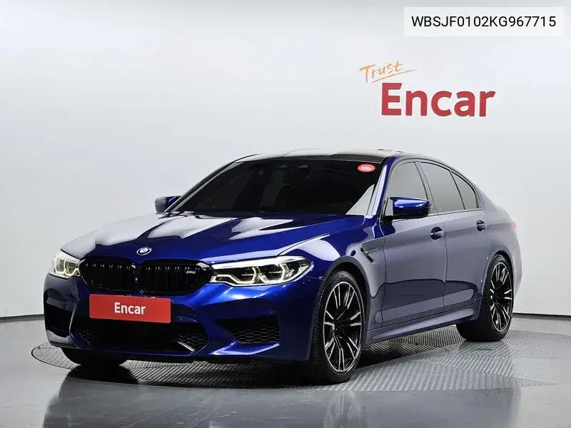 BMW M5 2019 года выпуска