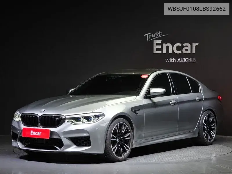 BMW M5 2019 года выпуска