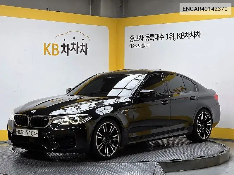 BMW M5 2019 года выпуска