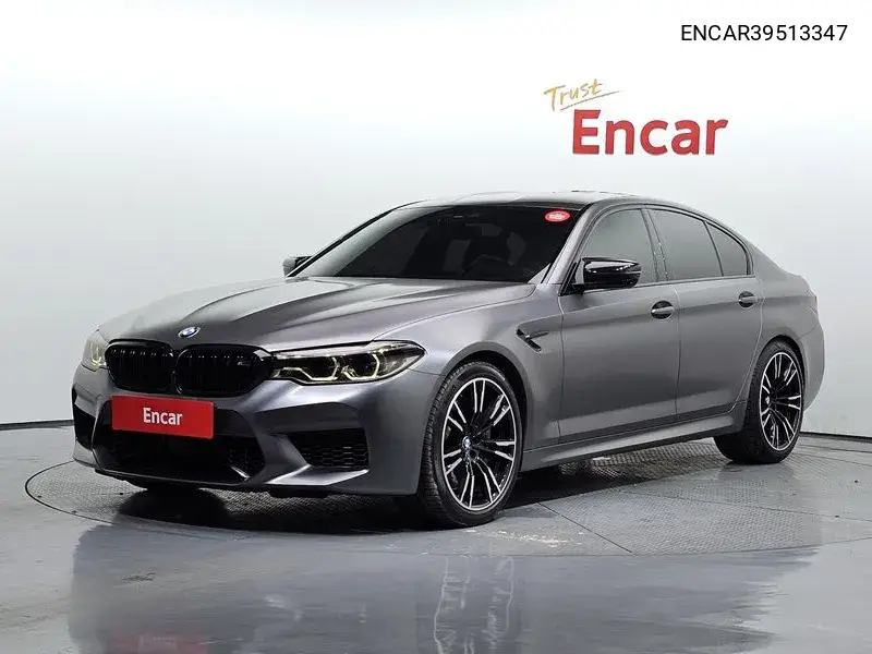 BMW M5 2020 года выпуска