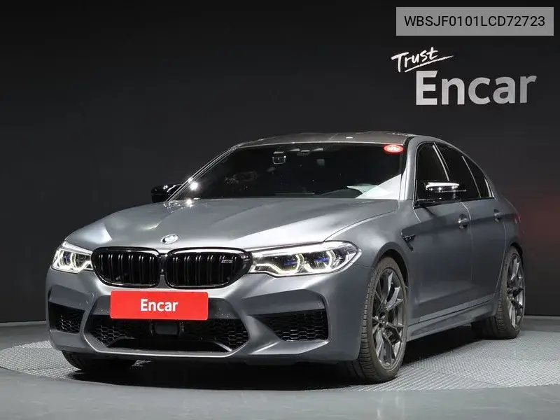 BMW M5 2020 года выпуска