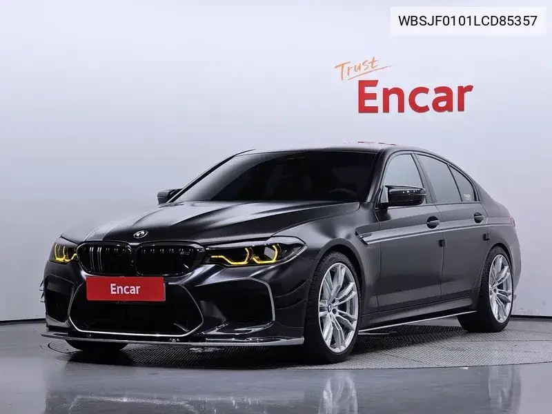 BMW M5 2020 года выпуска