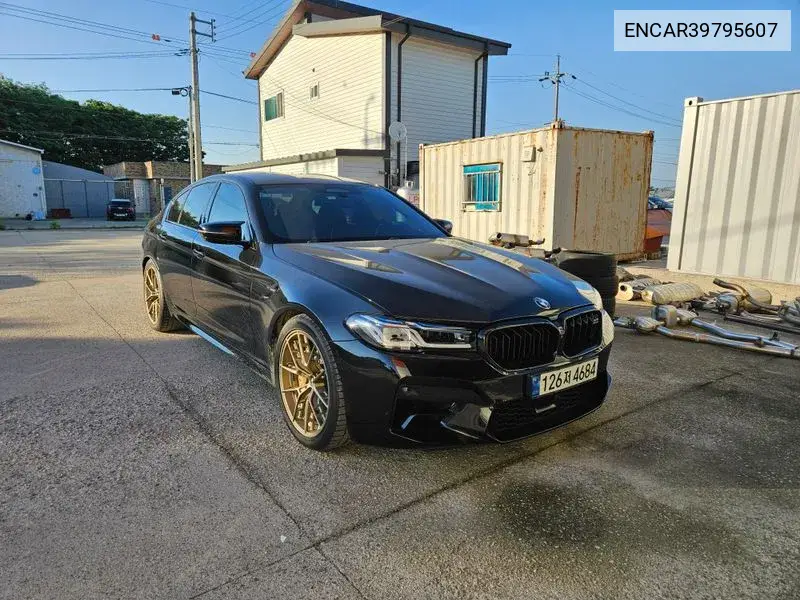 BMW M5 2021 года выпуска