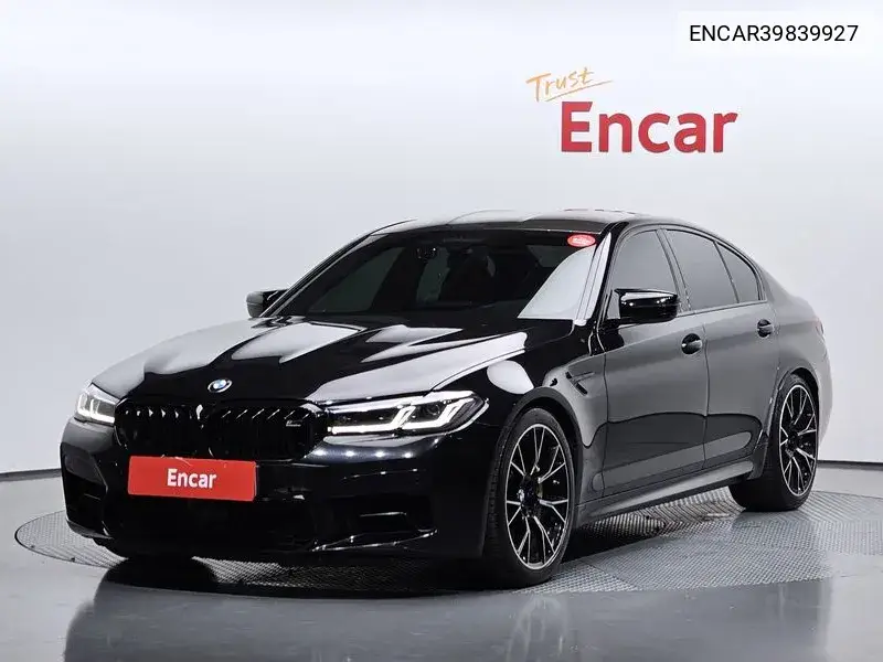 BMW M5 2021 года выпуска